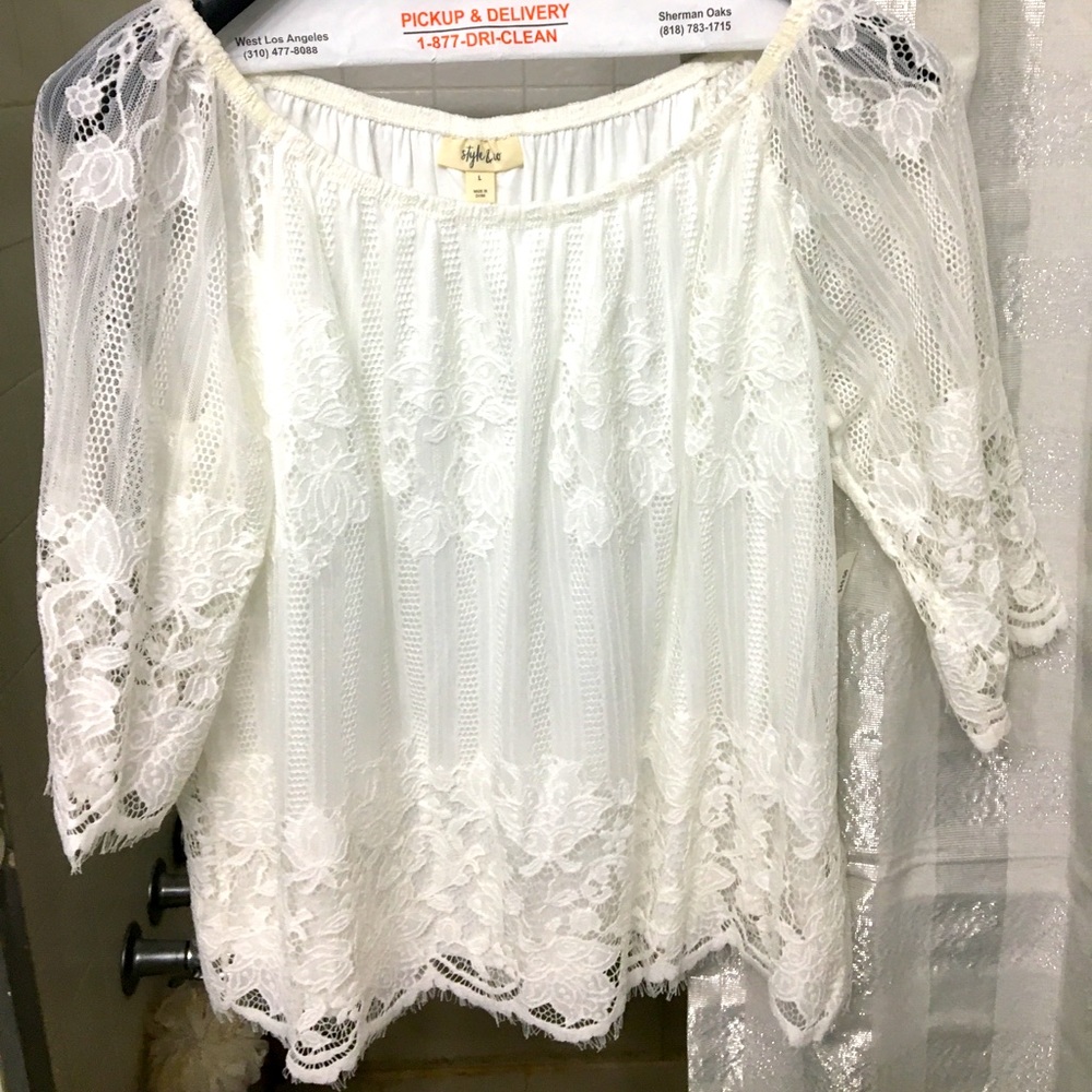 Lace blouse style & lo